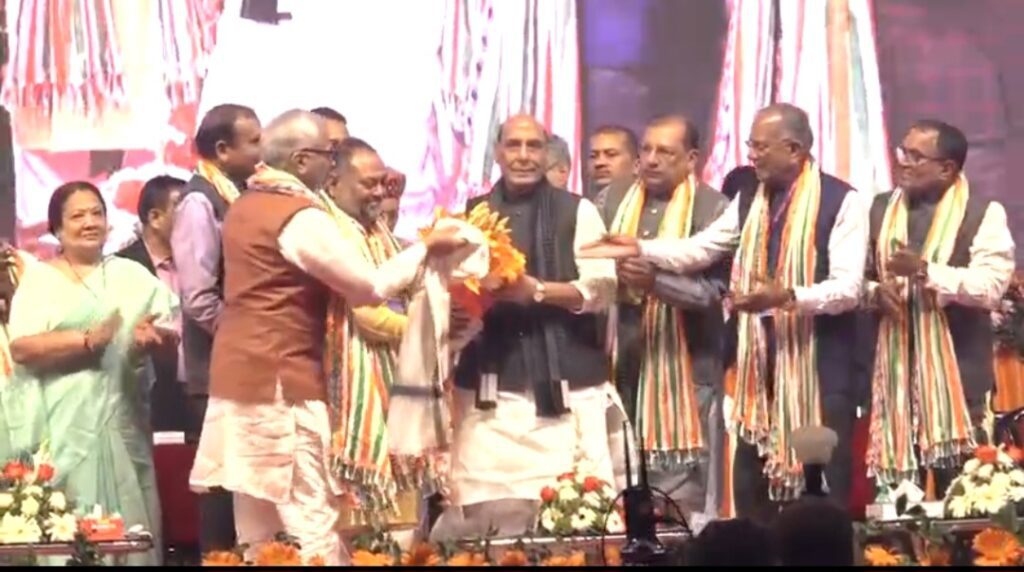 सूरत में हुआ शहीद परिवार सम्मान कार्यक्रम